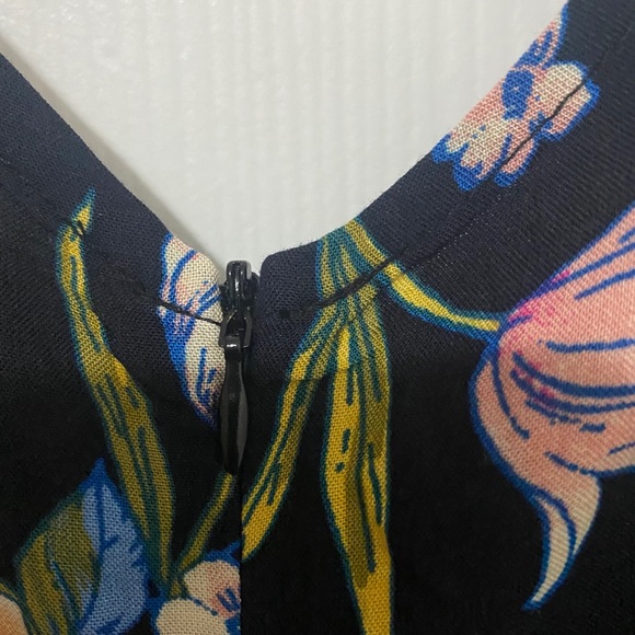 1 LEFT!! Floral Print Off the Shoulder Romper - Picture 4 of 14